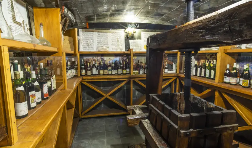 Hotel Bacchus Keszthely - Balatoni kedvezmnyes rak reggelis elltssal (1 jtl)