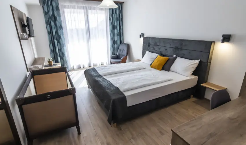 Hotel Bacchus Keszthely - Balatoni kedvezmnyes rak reggelis elltssal (1 jtl)