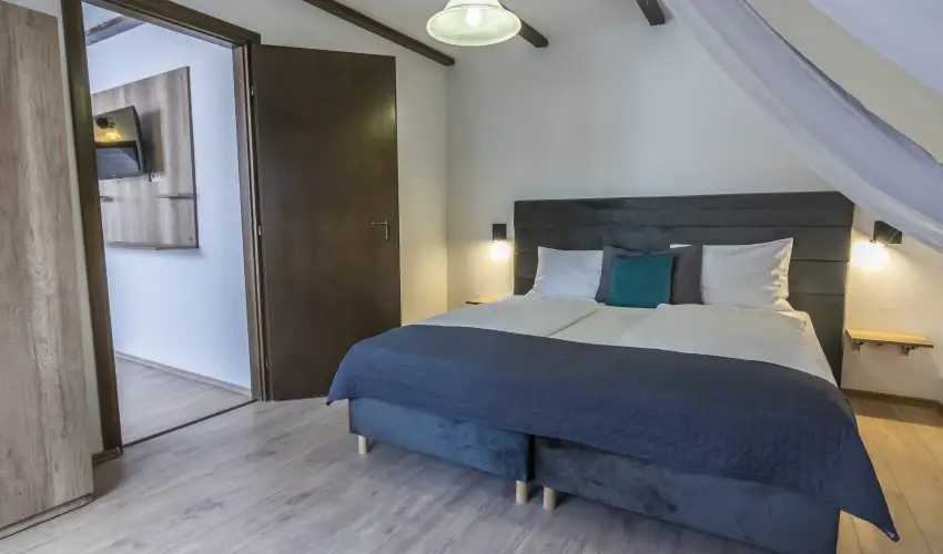 Hotel Bacchus Keszthely - Balatoni kedvezmnyes rak reggelis elltssal (1 jtl)