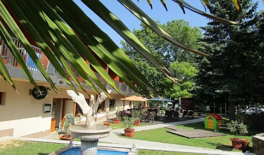Hotel Halászkert Badacsony - Március 15.