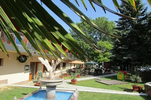 Hotel Hal�szkert - K�t �jszak�s aj�nlat f�lpanzi�val