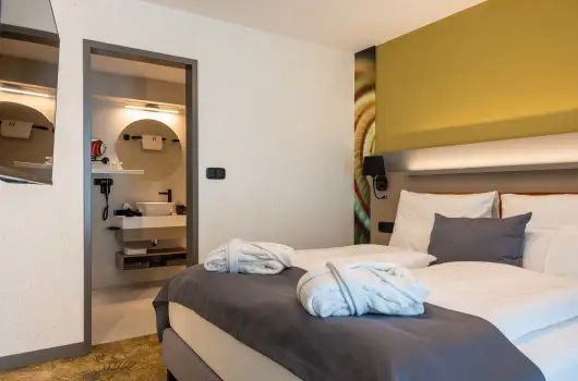 Hotel Helikon - T�bbet kevesebb�rt (min. 3 �j)