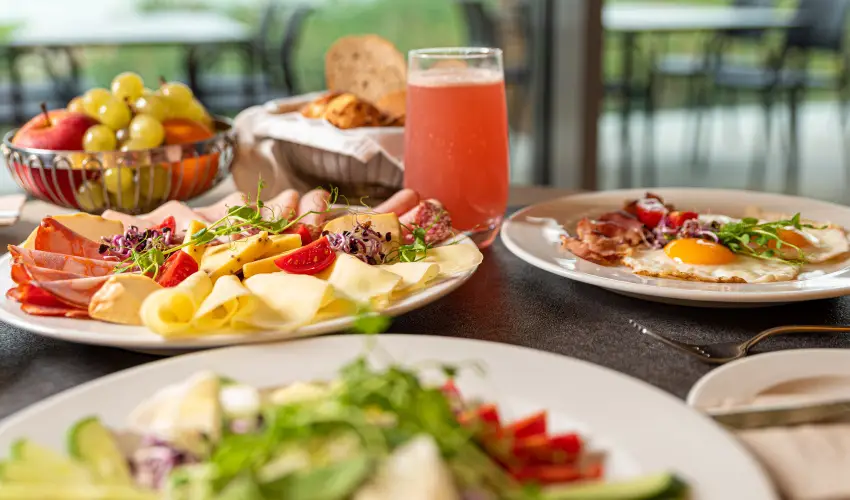 Hotel Helikon Keszthely - 1 jszaks balatoni pihens