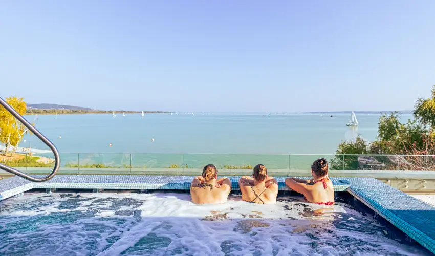 Hotel Helikon Keszthely - 1 jszaks balatoni pihens