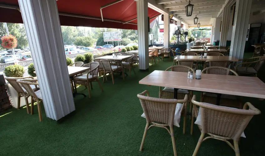 Hotel Laroba Alsrs - Kt nnep kztt (min. 2 j)