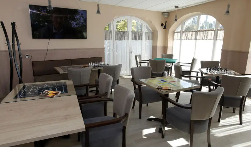 Hotel Laroba Alsrs - Kt nnep kztt (min. 2 j)