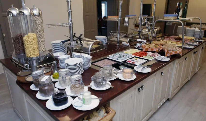 Hotel Laroba Alsrs - Kt nnep kztt (min. 2 j)