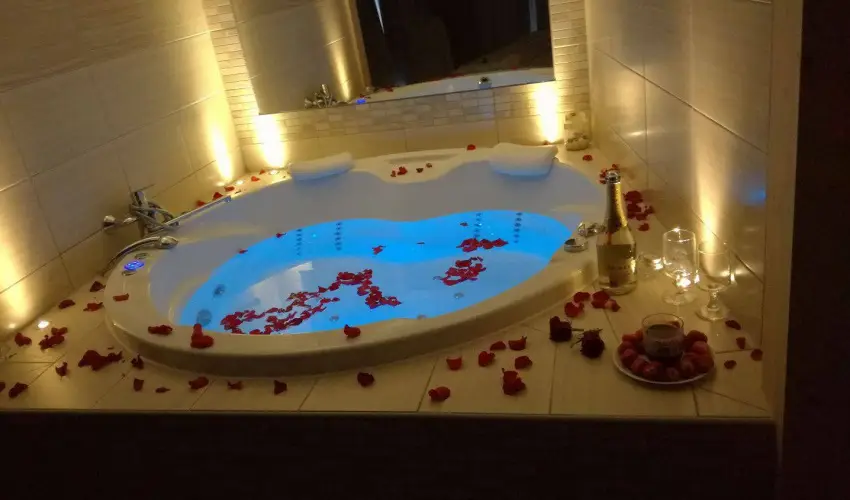 Hotel Laroba Alsrs - Kt nnep kztt (min. 2 j)