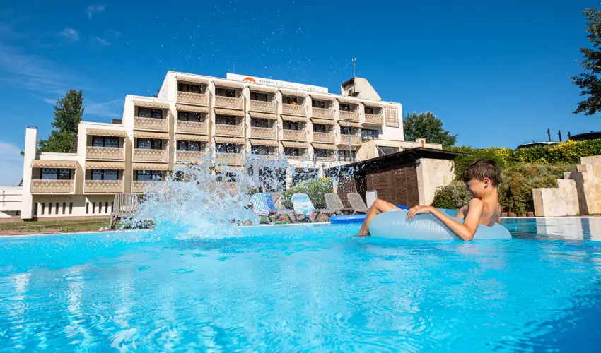 Hotel Margaréta Balatonfüred - Balatoni kedvezményes ár félpanzióval (1 éjtől)