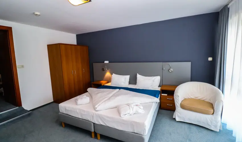 Hotel Yacht Wellness & Business Sifok - Balatoni kedvezmnyes r flpanzival (1 jtl)