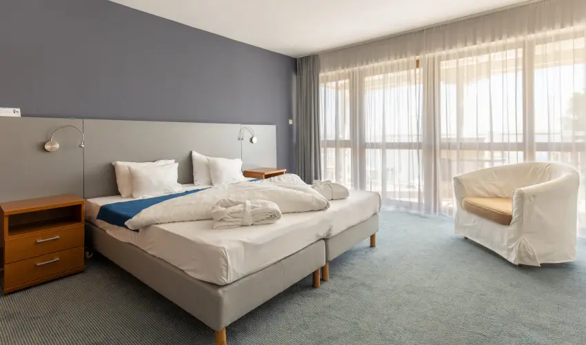 Hotel Yacht Wellness & Business Sifok - Balatoni kedvezmnyes r flpanzival (1 jtl)