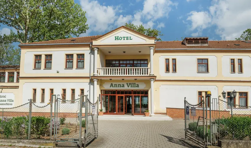 Hotel Anna Villa Balatonfldvr - Karcsony