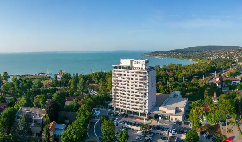 Hunguest Hotel Bl Resort Balatonalmdi - Szilveszter (min. 2 j)