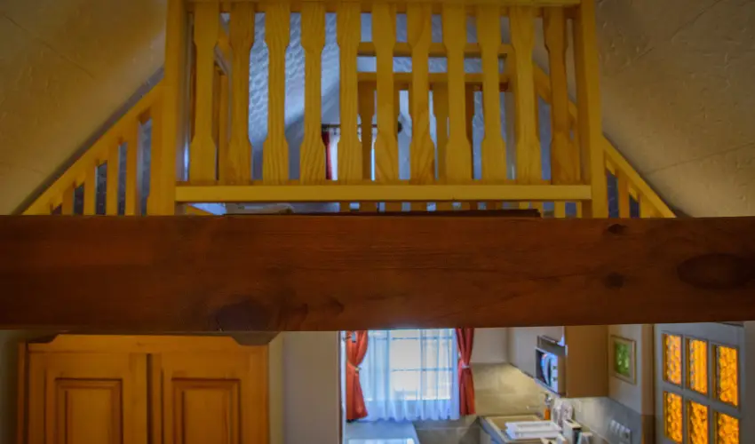 Huszr Vendghz rvnyes - Balatoni kedvezmnyes rak (1 jtl)