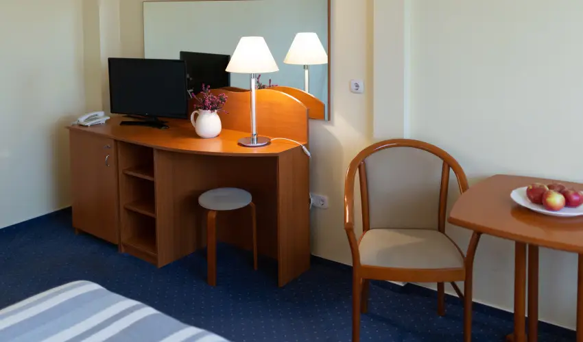 Zsanett Hotel Balatonkeresztr - Augusztus 20.