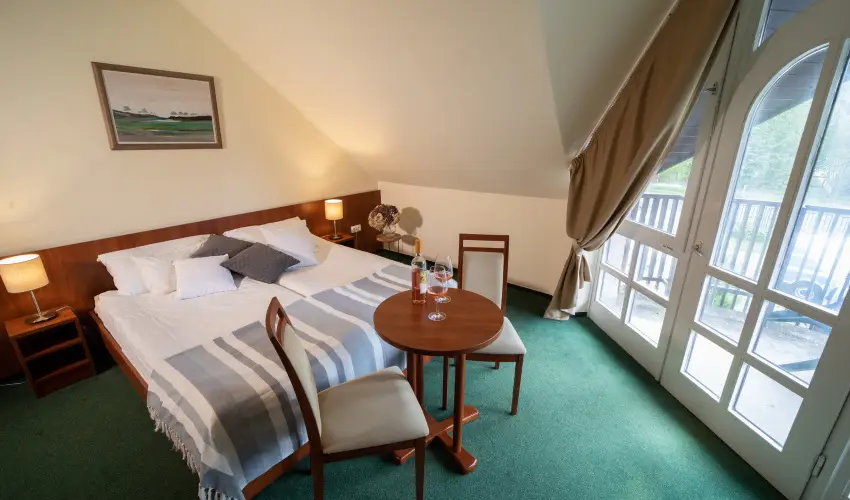 Zsanett Hotel Balatonkeresztr - Augusztus 20.