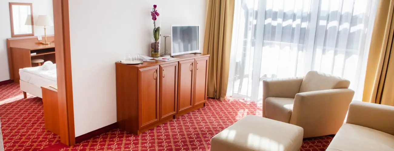 Kt Korona Konferencia & Wellness Hotel Balatonszrsz - Augusztus 20.