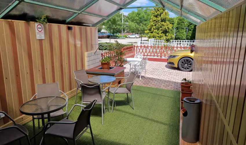 Napsug�r Apartmanh�z Si�fok - Balatoni kedvezm�nyes �rak (1 �jt�l)