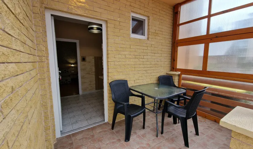 Napsug�r Apartmanh�z Si�fok - Balatoni kedvezm�nyes �rak (1 �jt�l)