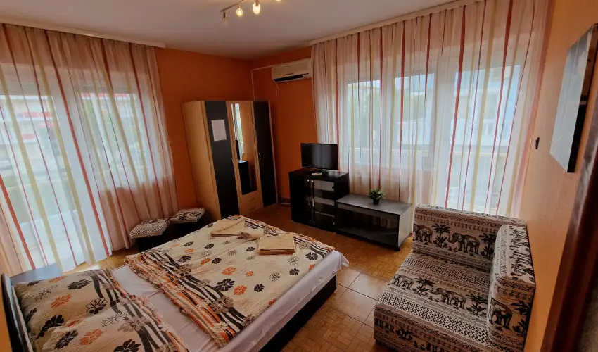 Napsug�r Apartmanh�z Si�fok - Balatoni kedvezm�nyes �rak (1 �jt�l)