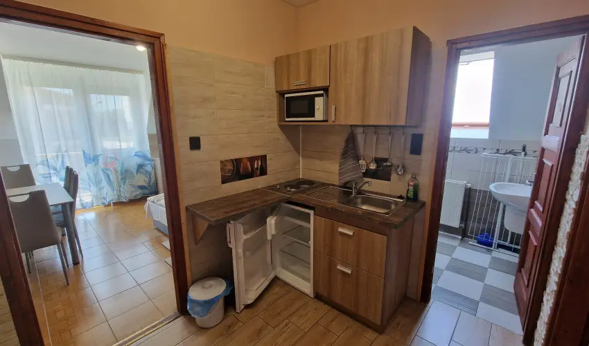 Napsug�r Apartmanh�z Si�fok - Balatoni kedvezm�nyes �rak (1 �jt�l)