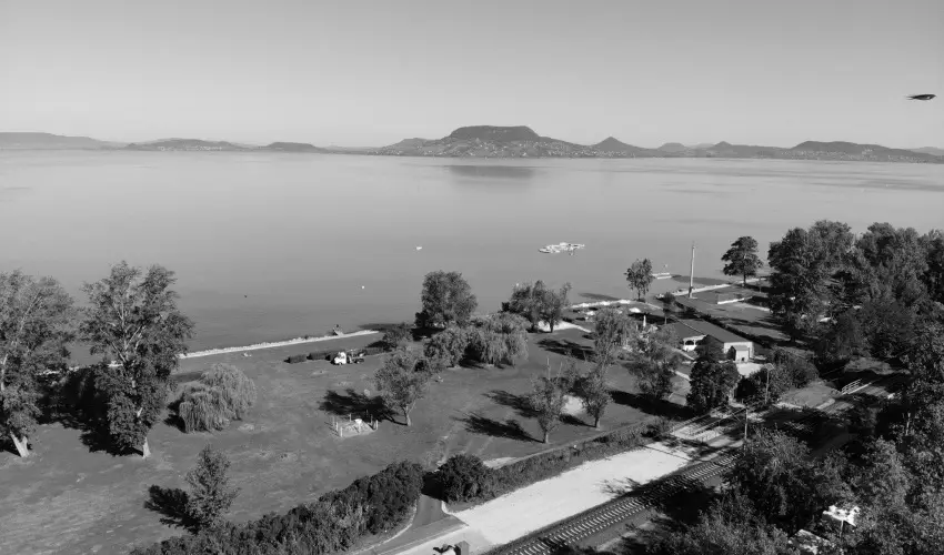 Napsugár Kemping és Panzió Fonyód - Balatoni kedvezményes árak (1 éjtől)