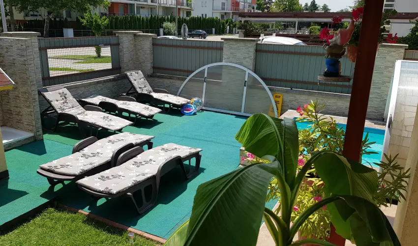 Napsug�r Resort Si�fok - Balatoni kedvezm�nyes �rak (1 �jt�l)