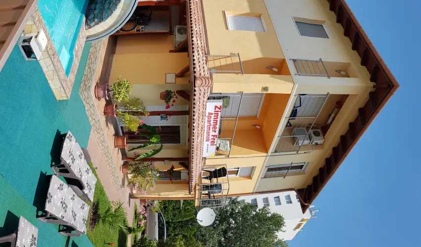 Napsug�r Resort Si�fok - Balatoni kedvezm�nyes �rak (1 �jt�l)