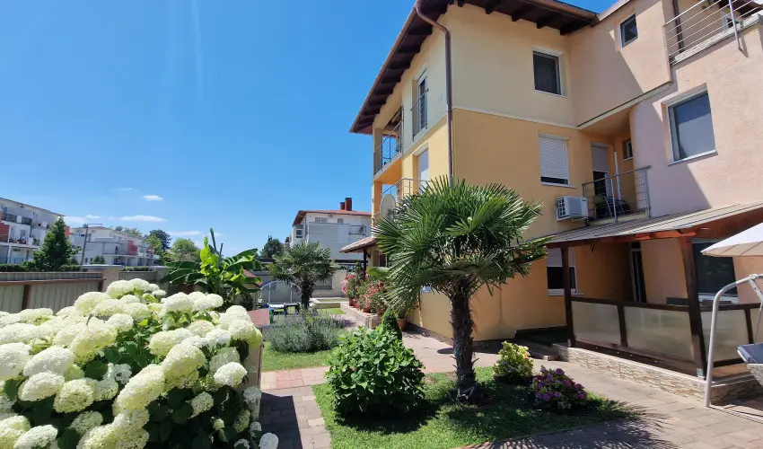 Napsug�r Resort Si�fok - Balatoni kedvezm�nyes �rak (1 �jt�l)