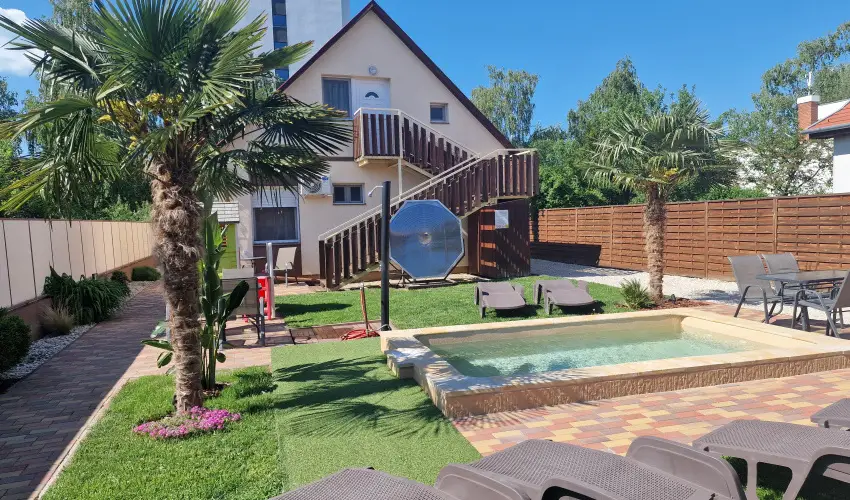 Napsug�r Villa A Si�fok - Balatoni kedvezm�nyes �rak (1 �jt�l)