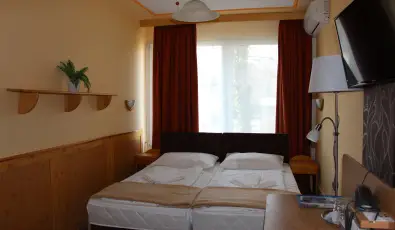 Nereus Park Hotel Balatonalm�di