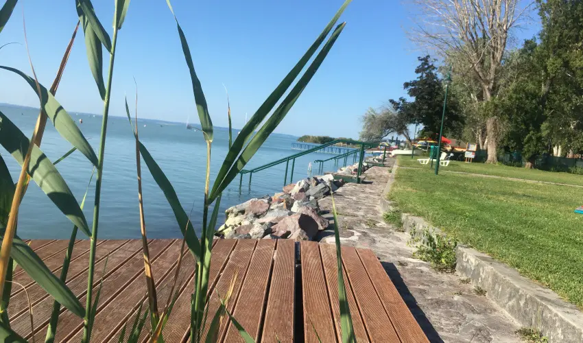 Nereus Park Hotel Balatonalm�di - Balatoni kedvezm�nyes �rak ell�t�s n�lk�l (1 �jt�l)