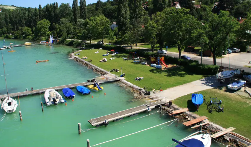Aquilo Hotel Panorma Tihany Tihany - Balatoni kedvezmnyes rak reggelis elltssal (1 jtl)