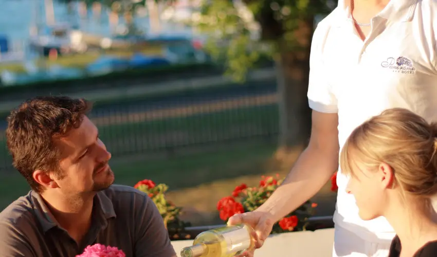 Aquilo Hotel Panorma Tihany Tihany - Balatoni kedvezmnyes rak reggelis elltssal (1 jtl)