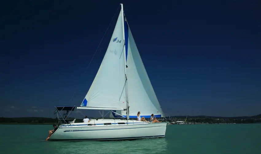 Aquilo Hotel Panorma Tihany Tihany - Balatoni kedvezmnyes rak reggelis elltssal (1 jtl)