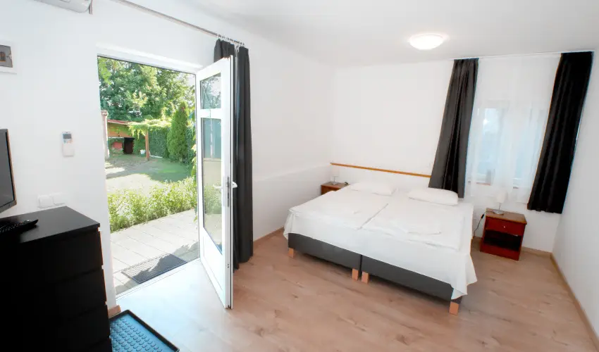 Aquilo Hotel Panorma Tihany Tihany - Balatoni kedvezmnyes rak reggelis elltssal (1 jtl)