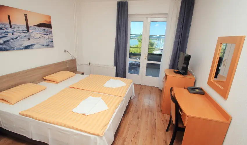 Aquilo Hotel Panorma Tihany Tihany - Balatoni kedvezmnyes rak reggelis elltssal (1 jtl)