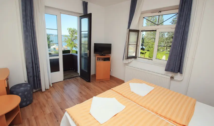 Aquilo Hotel Panorma Tihany Tihany - Balatoni kedvezmnyes rak reggelis elltssal (1 jtl)