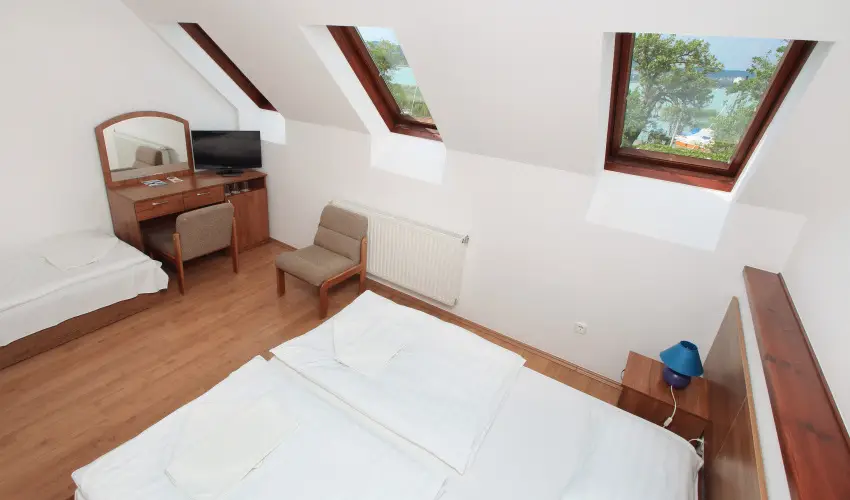 Aquilo Hotel Panorma Tihany Tihany - Balatoni kedvezmnyes rak reggelis elltssal (1 jtl)