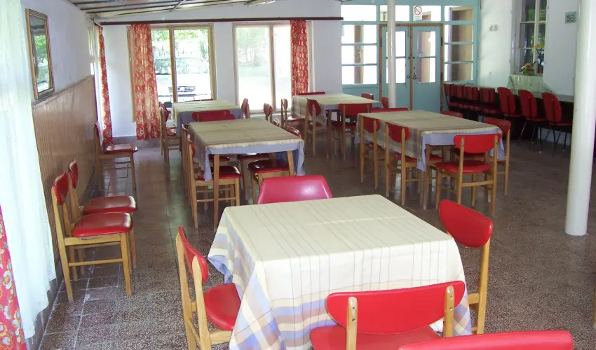 Parti Sétány Vendégház Balatonkenese - Balatoni kedvezményes árak (1 éjtől)