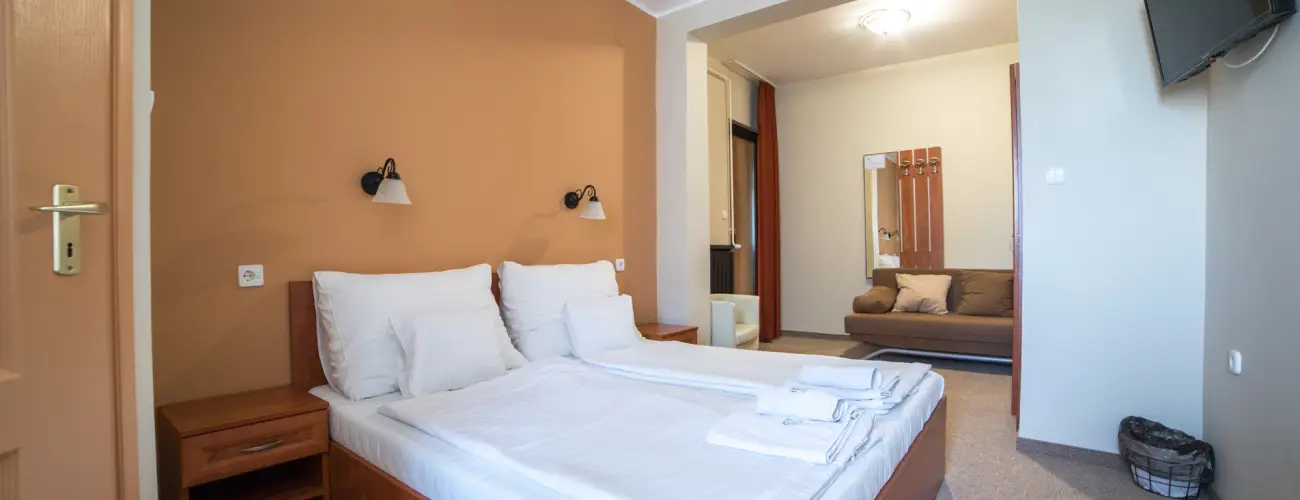 Pelso Panzi Balatonmriafrd - Kt nnep kztt