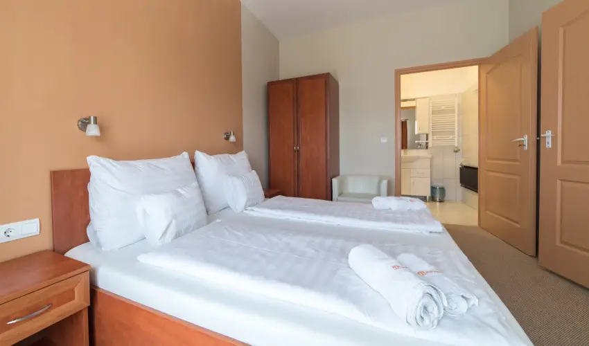 Pelso Panzi Balatonmriafrd - Hsvt - teljes elrefizetssel (min. 3 j)