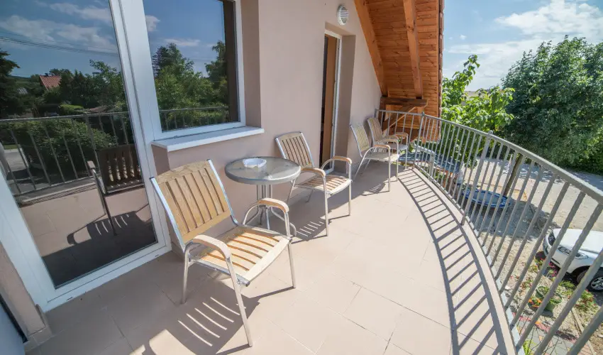 Pelso Panzi Balatonmriafrd - Hsvt - teljes elrefizetssel (min. 3 j)