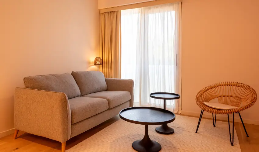 REED Luxury Hotel & Bistro Siófok - Balatoni kedvezményes árak félpanzióval (1 éjtől)