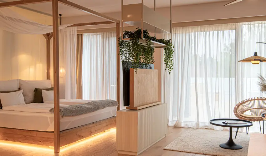 REED Luxury Hotel & Bistro Siófok - Balatoni kedvezményes árak félpanzióval (1 éjtől)