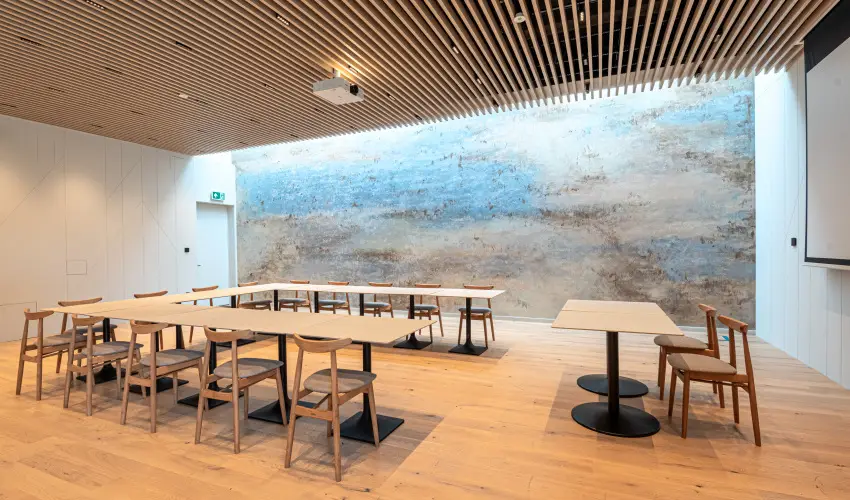 REED Luxury Hotel & Bistro Siófok - Balatoni kedvezményes árak félpanzióval (1 éjtől)