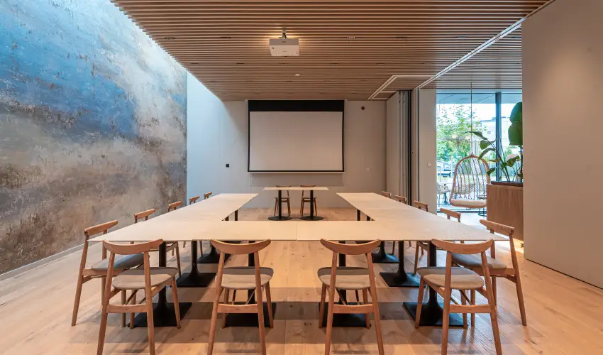 REED Luxury Hotel & Bistro Siófok - Balatoni kedvezményes árak félpanzióval (1 éjtől)