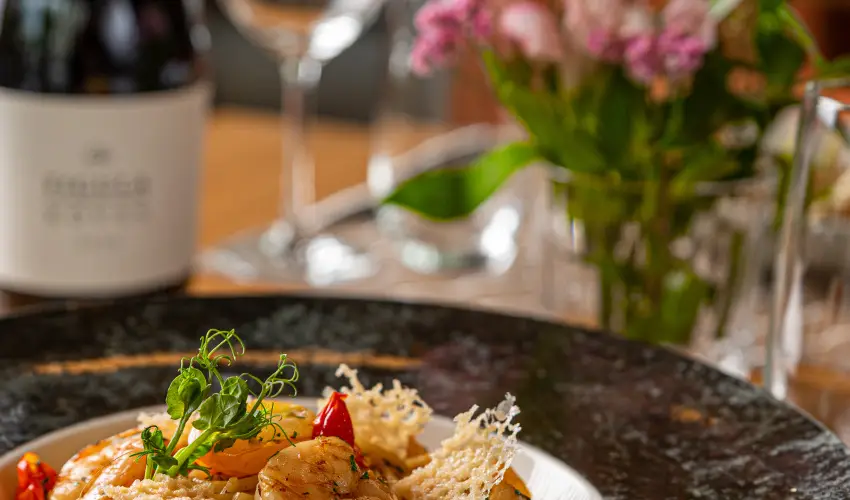 REED Luxury Hotel & Bistro Siófok - Balatoni kedvezményes árak félpanzióval (1 éjtől)