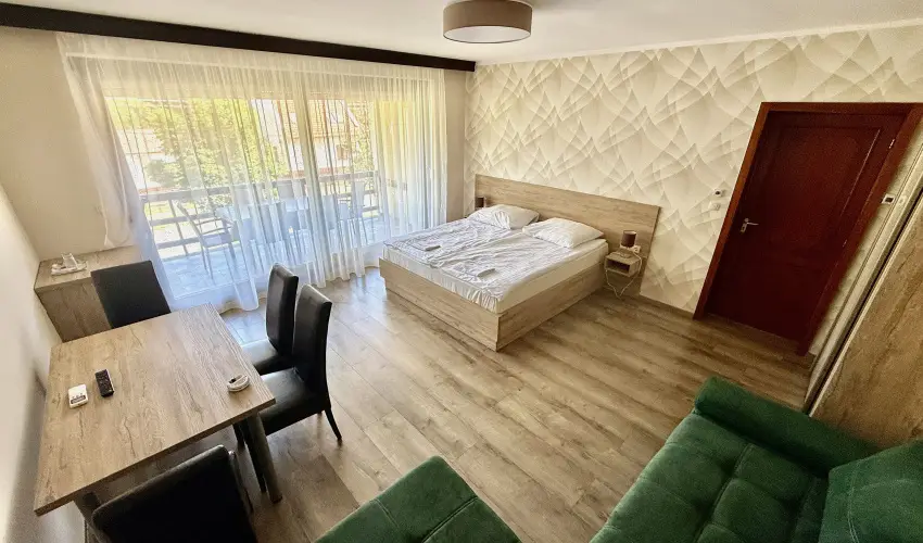 See Vend�gh�z Si�fok - Balatoni kedvezm�nyes �rak �nell�t�ssal (1 �jt�l)