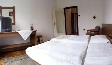 Sirly Hotel Balatonlelle